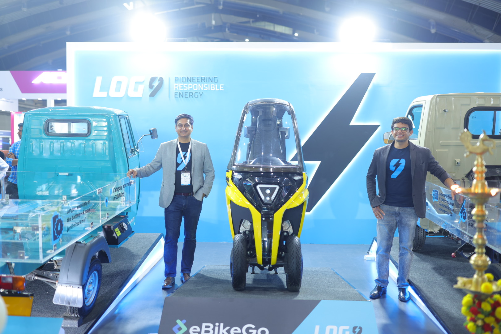 Log9 showcases its full service battery charging