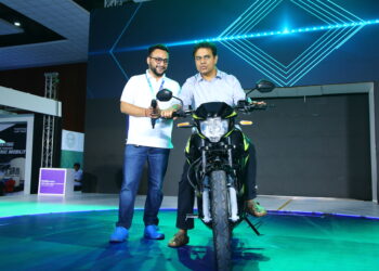 Hop Electric Mobility launches HOP OXO City at Hyderabad E-Motor Show.