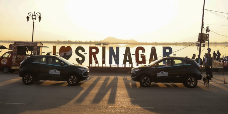 Nexon EV takes on the Kashmir to Kanyakumari challenge 