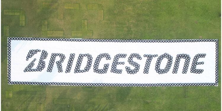 Bridgestone India Creates World Record by Using 565 Tyres to Make Largest Tyre Image – Logo&nbsp;