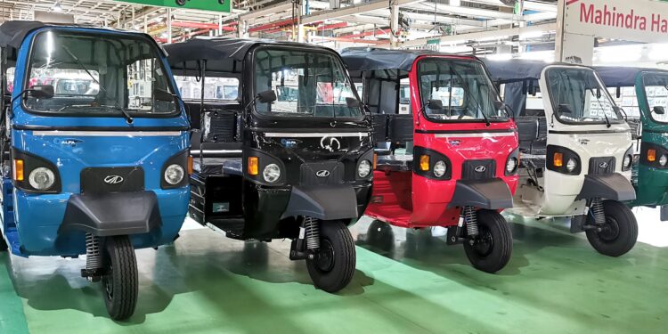 The 50000th electric Mahindra e-Alfa rolls out of Haridwar Plant