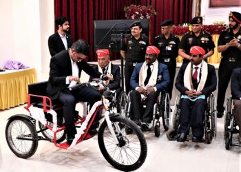 AutoNxt donated its newest model of electric tricycles to paraplegic Army brothers on federation day of FII-TMA