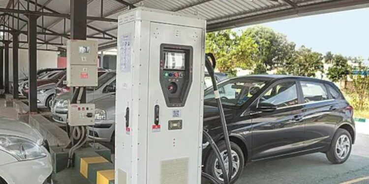 NexGen Energia to set up  100 EV charging stations through franchise model