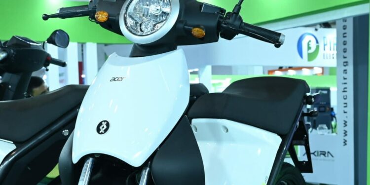 Acer & eBikeGo introduce Acer MUVI-125-4G