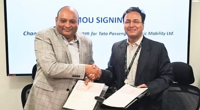 Standard Chartered Bank drives in financing access for Tata Motors’ Passenger Electric Vehicle Dealers