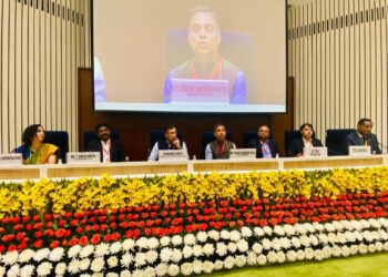 Dr. Hanif Qureshi focuses on Clean Transportation at Niti Aayog EV Conference