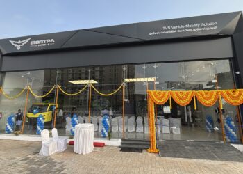 Montra Electric E-SCV ‘Eviator’ debuts at its  1st South India dealership