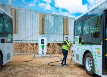 Exponent develops 1 MW charger to charge buses under 15 minutes