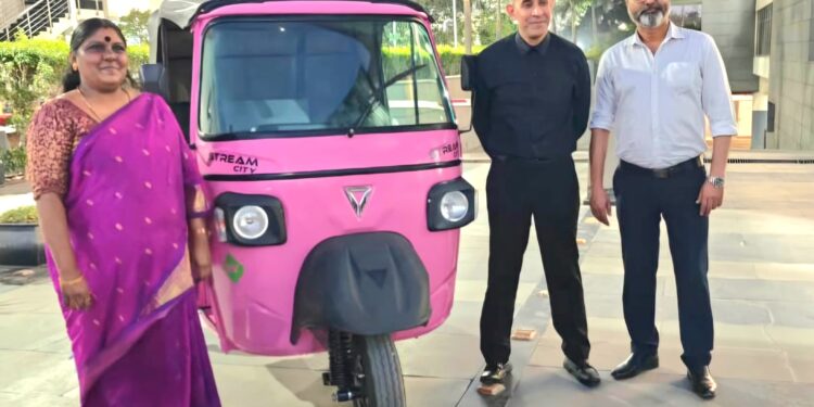 Omega Seiki Mobility (OSM) to deploy 2500 pink autos through Naari Shakti NGO