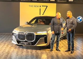 BMW prices its i7 at a  uniform price Pan India