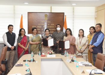 JBM Powers Delhi’s Green Push; CM Rekha Gupta Flags Off 100 New DEVi Electric Buses