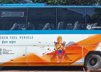 JBM Powers Delhi’s Green Push; CM Rekha Gupta Flags Off 100 New DEVi Electric Buses