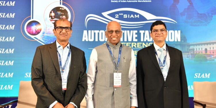 SIAM Deliberates on Policy Reforms for Automotive Taxation