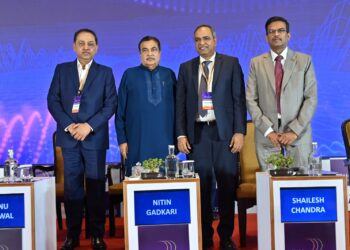 PM Highlights India’s Global Potential in Green Transport at SIAM Convention